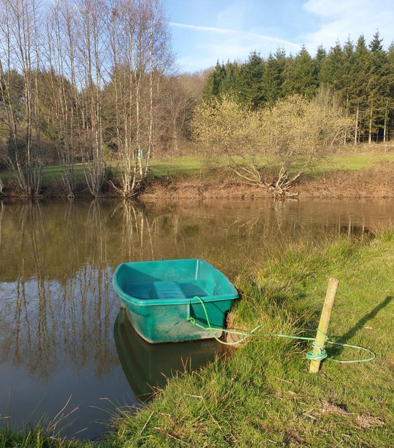 Hotel Wildberry Glamping Orgères-la-Roche Esterno foto